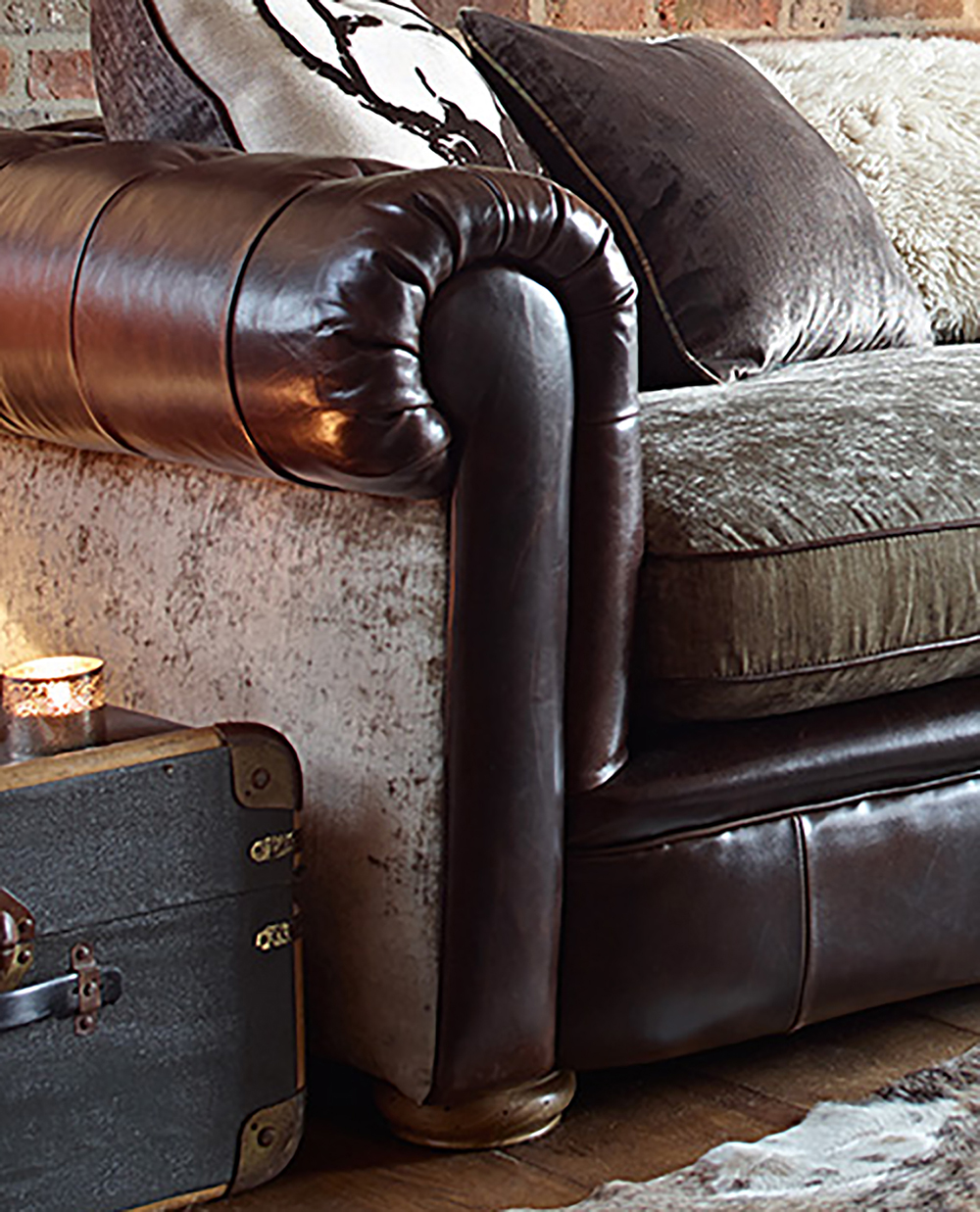 Alexander and James Franklin Maxi Sofa Kings